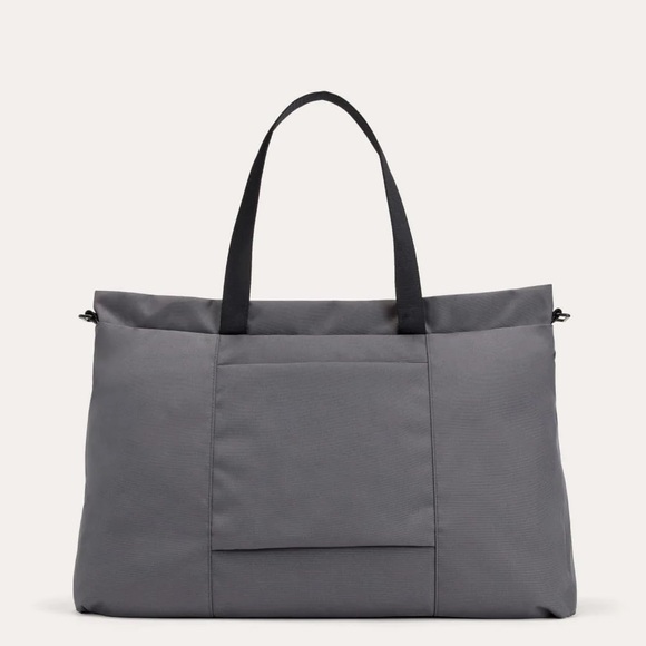 Everlane ReNew Transit Weekender - Picture 2 of 3